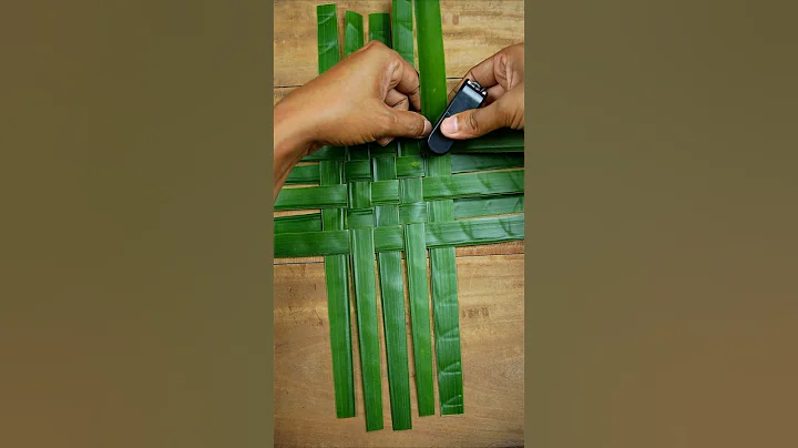 Coconut Leaf Weaving Basket🌴Craft Activities With Real Leaves😍 #craft #basket #coconut #leaf