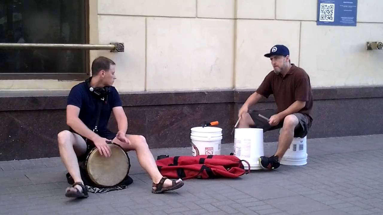 парни жгут. парни жгут. парни жгут. парни жгут под танец. парни жгут.