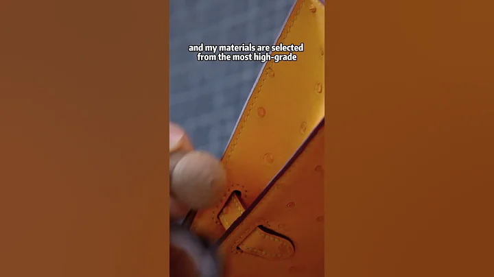 Bright color handmade leather bag in rare leather, how do you like? 🥰Can customize any color.