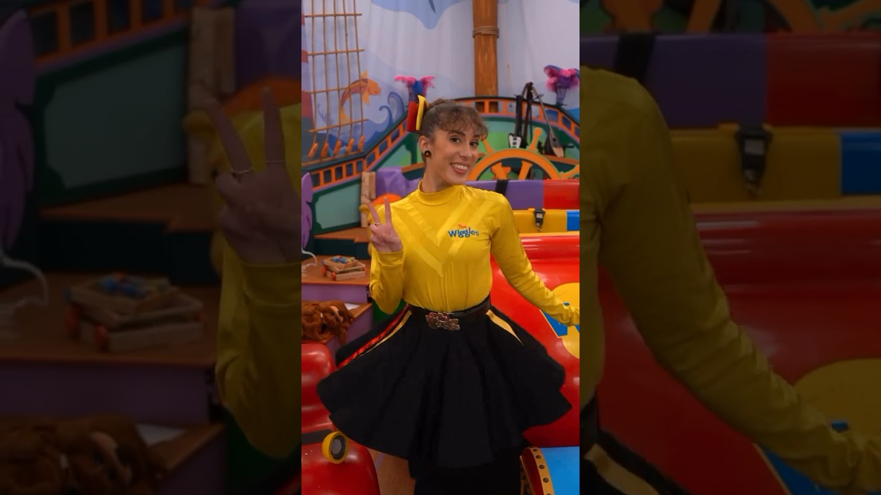 One, two, three, four, five, everybody get ready for the week ahead! ☺️🎶