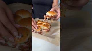 We love a good Sloppy Joe! These cheesy sloppy Joe sliders are TOO GOOD! #recipes