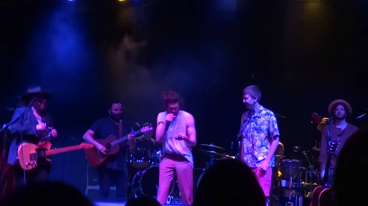 Edward Sharpe & the Magnetic Zeros - Life is Hard (Live)