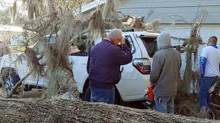 Tree falling on car during severe wind