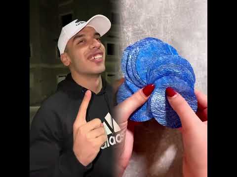 اللينك موجود ف البايو     ضحك