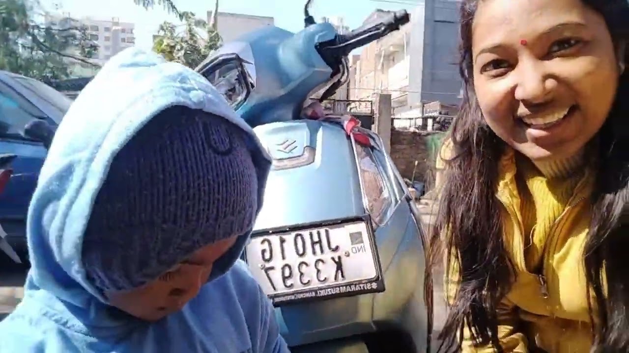  हनुमान का कपड़ा गाड़ी के कलर से मेच कर रहा है 