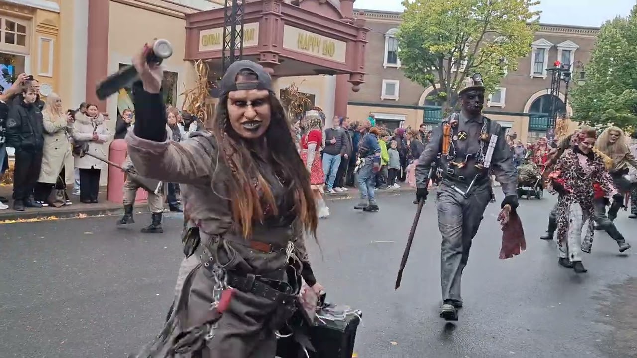 Horrorfest Moviepark 2025 yayy the dance is back! Halloween Movie Park  Fantastic 🤪 