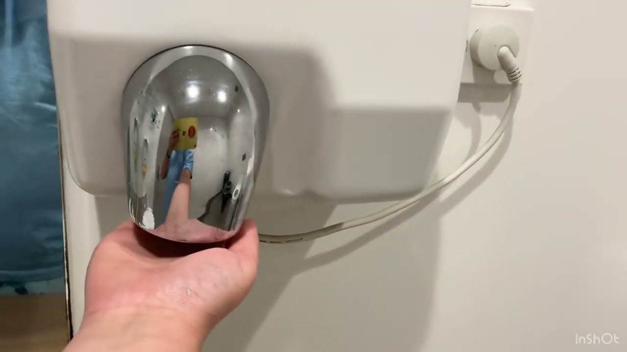 How I dry my hands pt 1