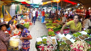 Best Cambodian Market Food Tour  Yummy Sweet Cake, Breakfast, Salty Crab, & More