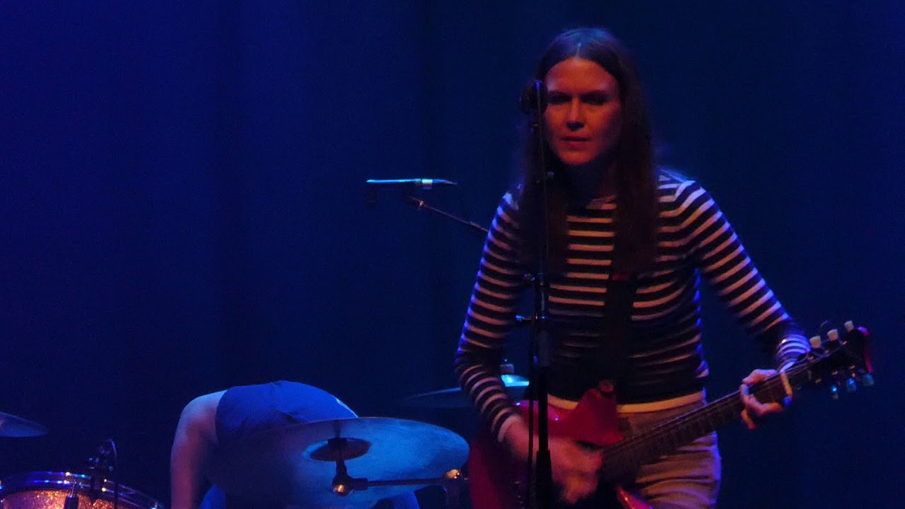 "Everybody Loves Me & Hole in My Life" Juliana Hatfield@Sellersville PA Theatre 2/11/20