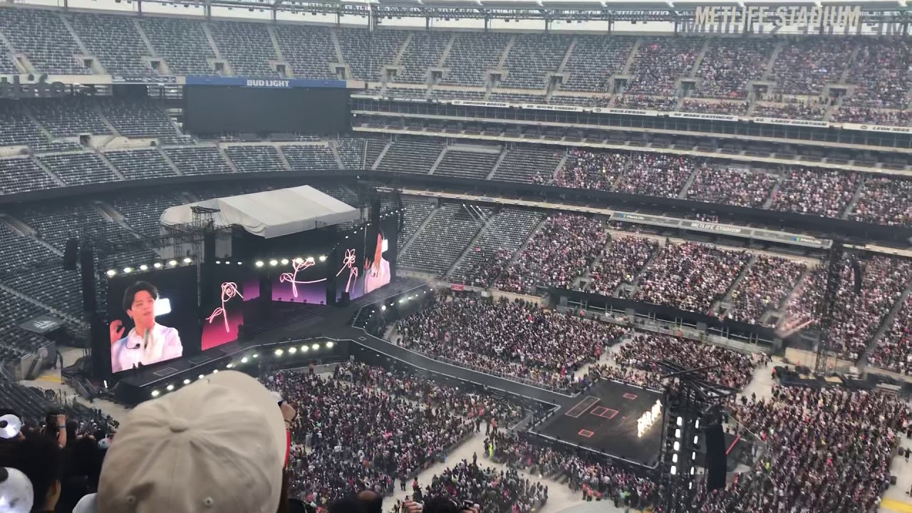 MetLife Stadium bts concert 