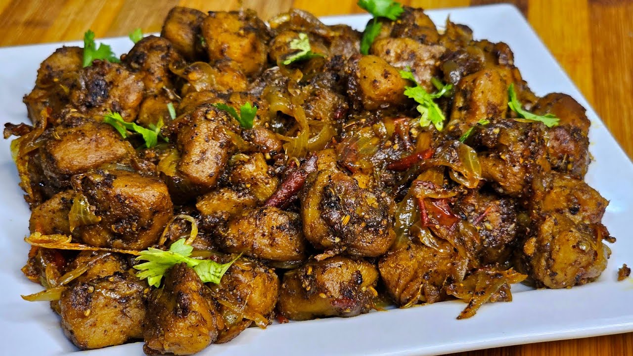 ചിക്കനും ബീഫും മാറി നില്കും / ഇത്രേം നാൾ ഉണ്ടാക്കിയില്ല 🙄 / Breakfast perett/ Soya Bean Chunks Fry