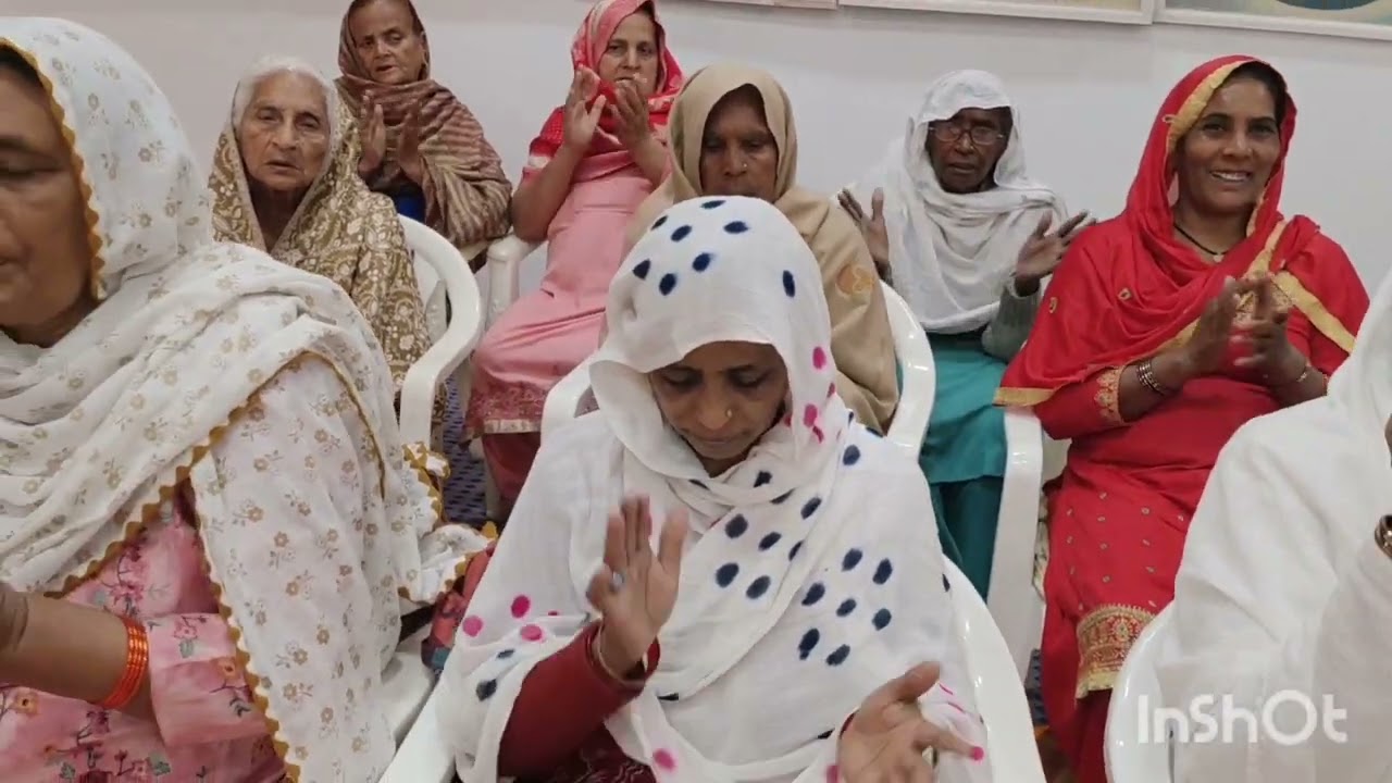 अ री  सासु धोला सिमा दें सुट (very nice song sab jurar suno)