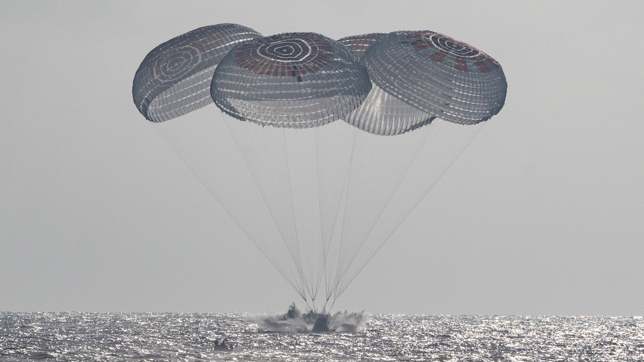 WATCH: SpaceX Crew Capsule Splashes Down in the Pacific