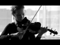 Capture de la vidéo Hilary Hahn  & Hauschka Instrument Interview Trailer (Sleepover Shows)