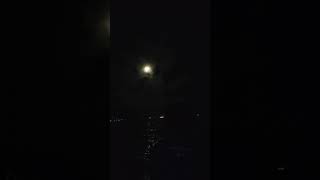 Pemandangan Malam Hari Jayapura bulan bulanpurnama rembulan rembulanmalam shorts
