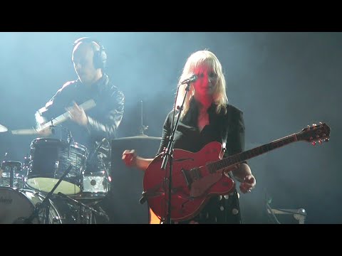 The Raveonettes Live Roskilde Festival 2005