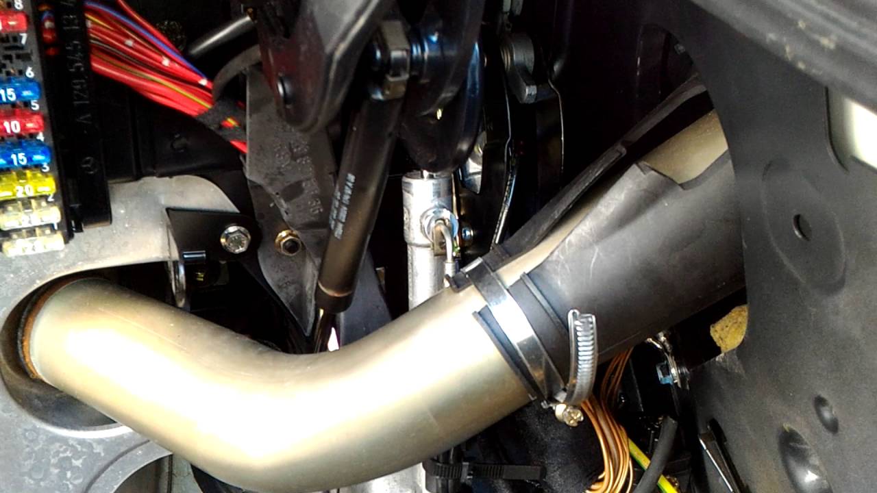 Mercedes Convertible Roof Cylinder Leak YouTube mercedes-convertible-roof-cylinder-leak-youtube