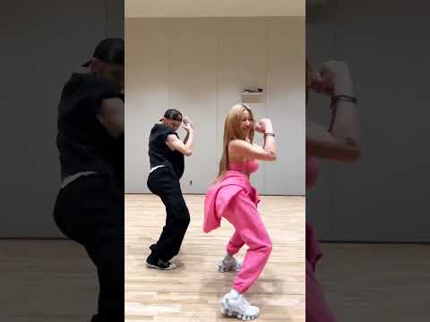 Jessi Gum With Yeonjun Txt Tomorrow X Together Jessi Gum