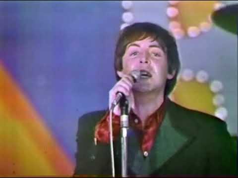 The Beatles - Paperback Writer (Some Parts Blocked - Nippon Budokan Hall, Tokyo, Japan, 1966