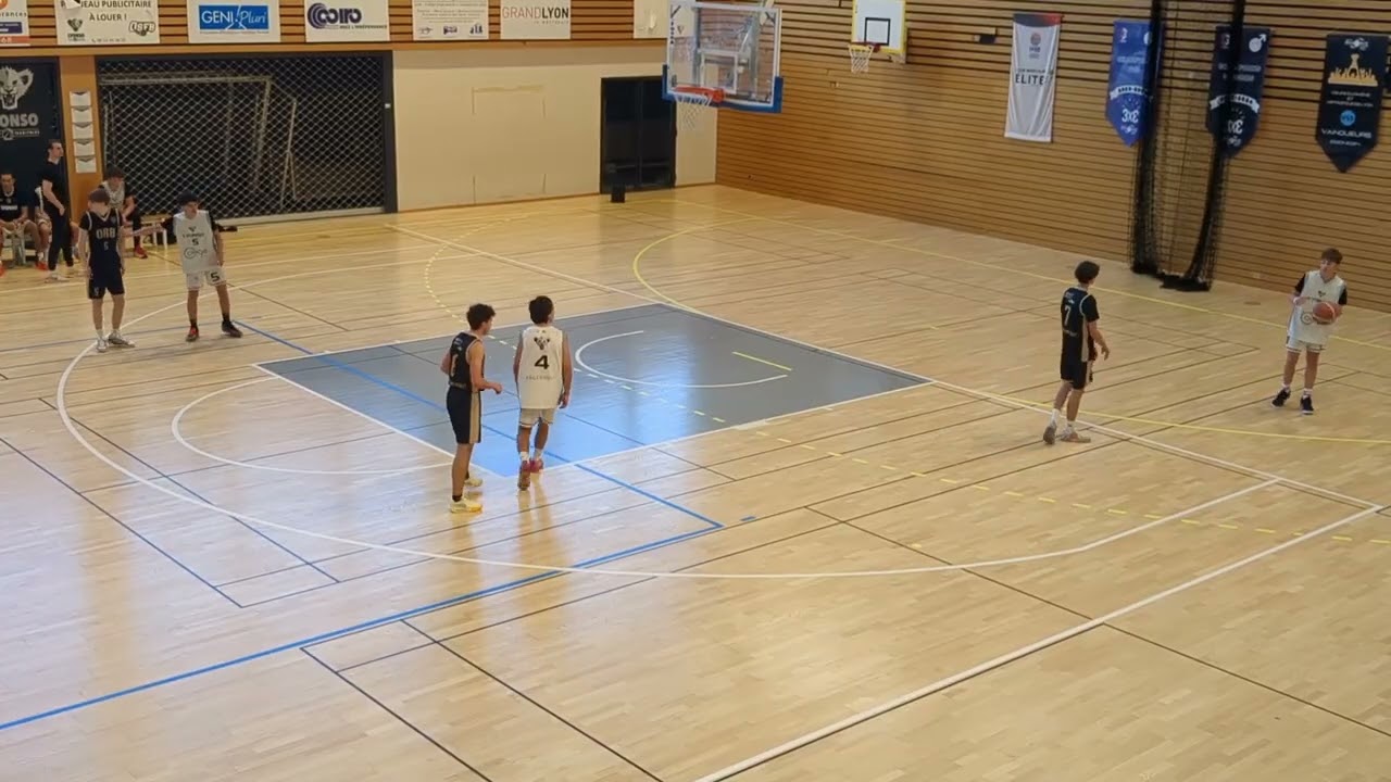 OSFB - ORB 3eme 1/4 temps : 51 - 32