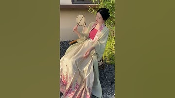 Thumbnail of Song Dynasty Long Skirt Cheongsam Beauty Traditional Chinese Clothing Hanfu V1687