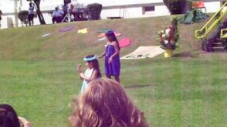 Hilo Union May Day 2010 - Royal Court ladies dancing hula