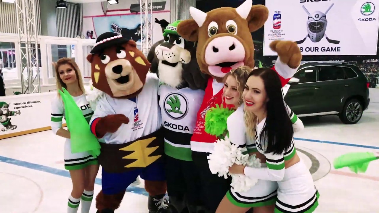 2020 IIHF Ice Hockey World Championship - Mascot Handover
