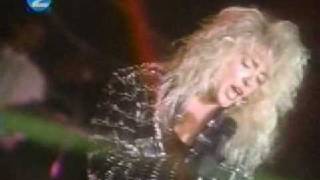 Yuri  Cuando Baja La Marea en Concierto 1988