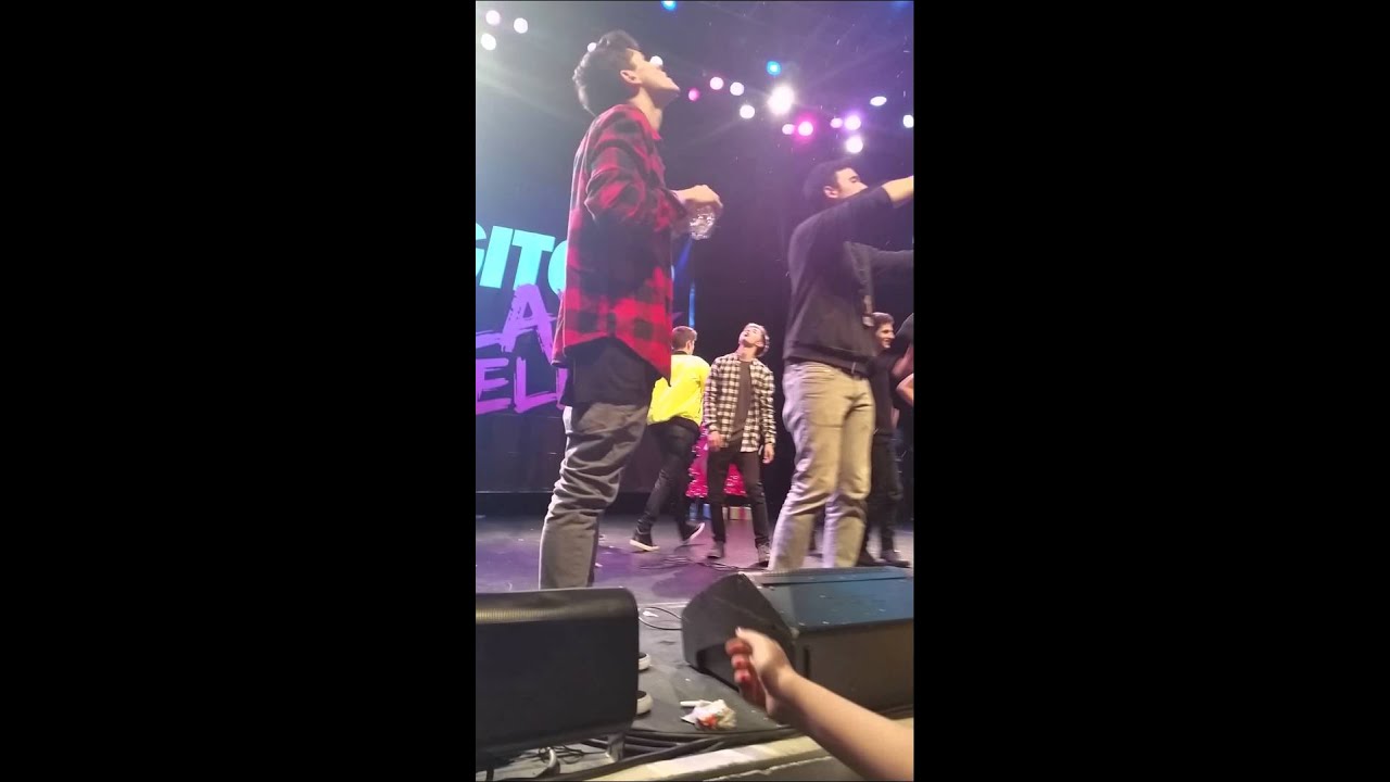 Jack and jack, Carter Reynolds, Sammy Wilk hugging