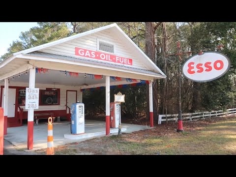 Roadside Relics & Small Towns Crossing State Line From South Carolina Into North Carolina - Jan 2022