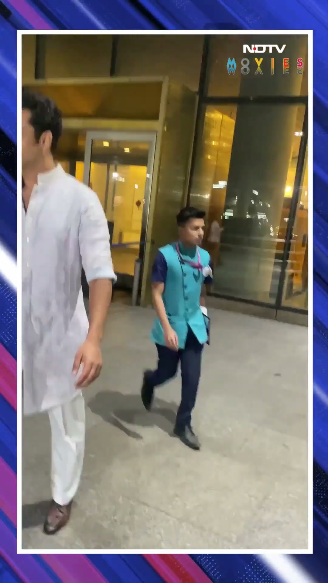 Vicky Kaushal's Airport Look Be Like