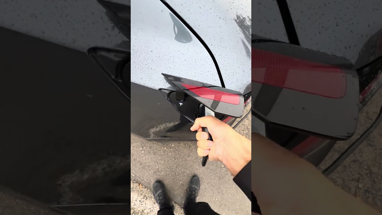 The power bank charges 25% faster😎 