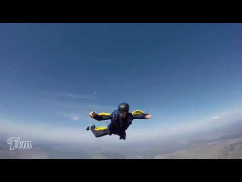 Funny parachute fail😂