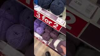 go yarn shopping with me!