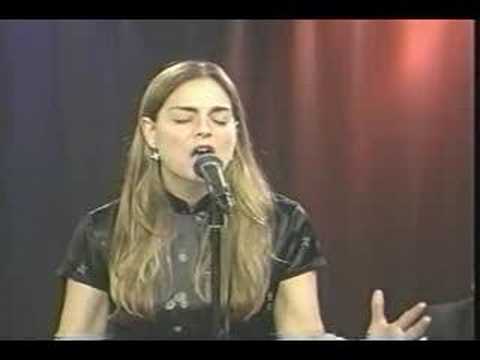 Lisa Fishman - "Dona Dona" ("Donna Donna") - 2001 Performance