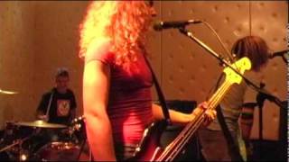 Video thumbnail of "The Dollyrots - Kick Me To The Curb (HQ)"