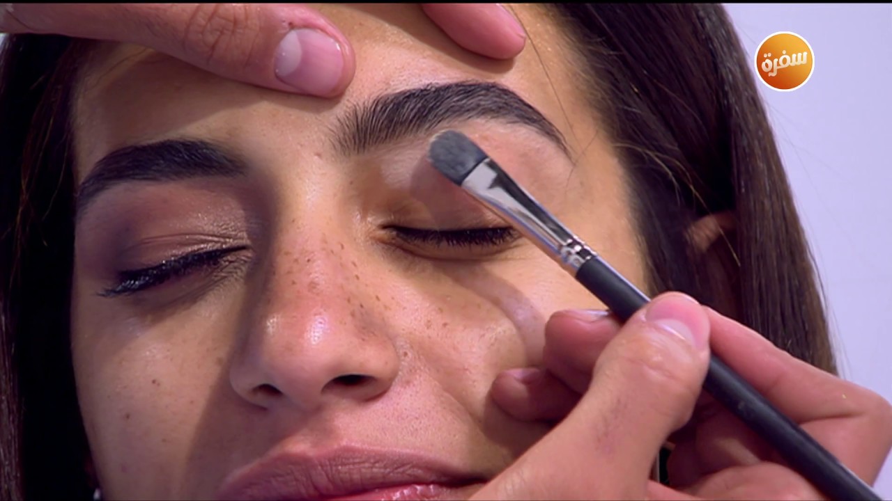 بيشوي إندراوس يعرض مكياج خفيف وسريع   | هي وبس
