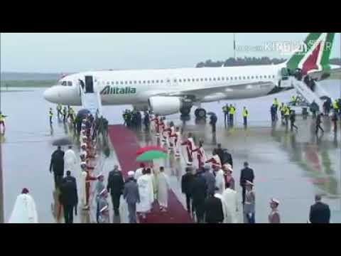 بشر المنافقين بأن لهم عذابا أليما الذين يتخذون الكافرين أولياء 