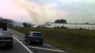 Fogo na castelo branco