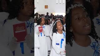 Célébration de ma Première Communion | Ecole Externat Saint-Joseph | Paroisse Saint Michel Archange