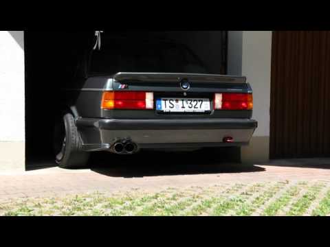 BMW E30 325i