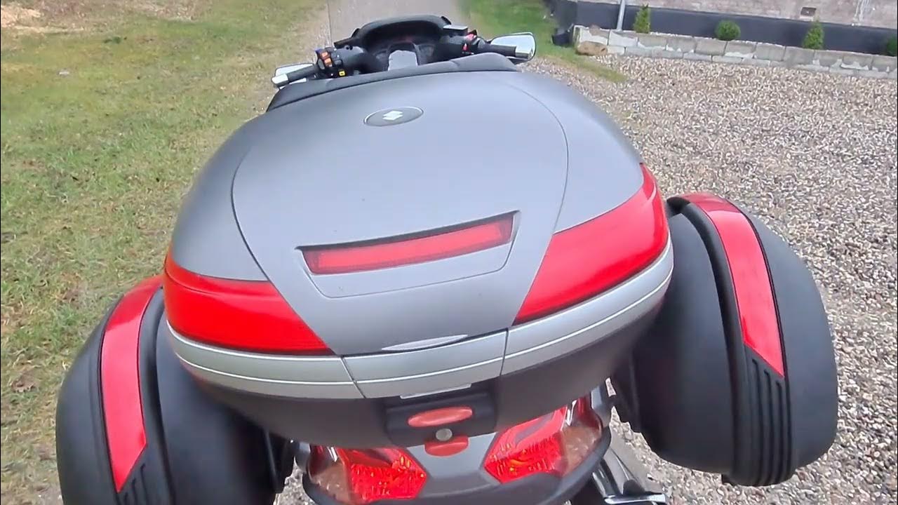 Suzuki AN650, full of equipment - YouTube