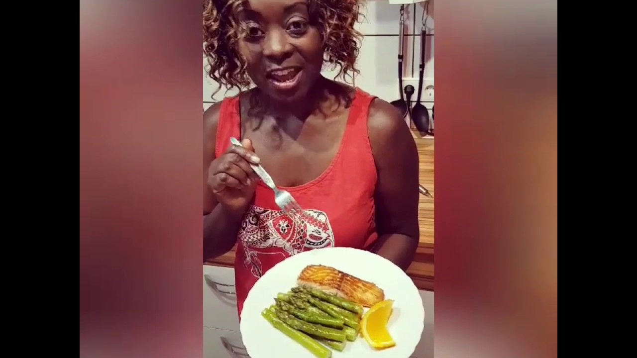 #Salmon#Asparagus#Quickrecipe#Healthy#SimpleRecipe#DietingMeal#Eatclean#EasyRecipe#Lowcarb#
