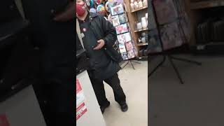 Low-Class Scumbag Safeway Employee "Tony"  Discriminating Against Instacart Shopper