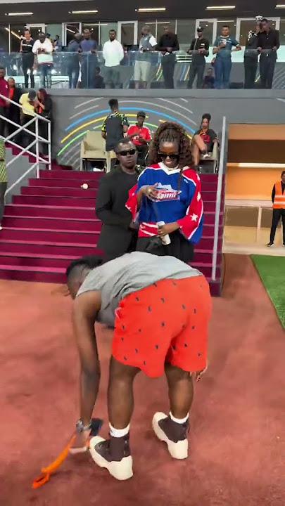 Dore ibyo semuhungu akoreye dj sonia 😍😍#rwandaupdates #intsinzitv #shorts #fyp #amapiano #beautiful