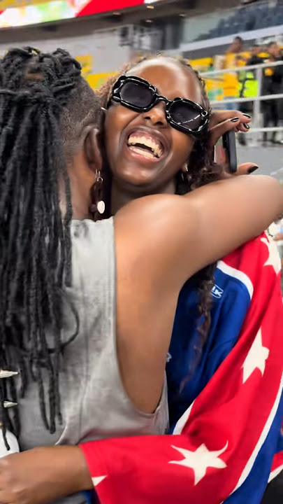 Dore ibyo semuhungu akoreye dj sonia 😍😍#rwandaupdates #intsinzitv #shorts #fyp #amapiano #beautiful