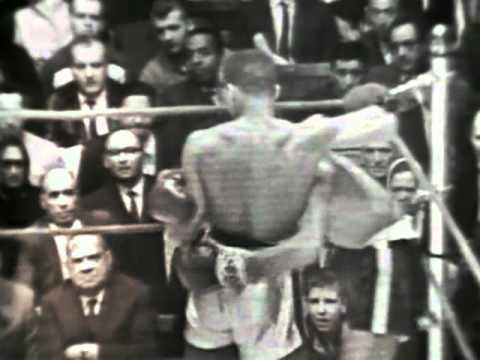 Cassius Clay vs Sonny Banks - February 10, 1962 - Round 1, 3 & 4 - YouTube