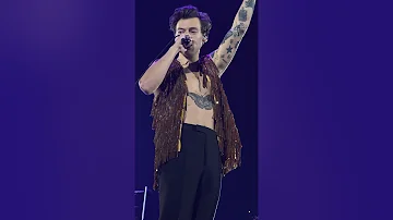 Harry Styles- Canyon Moon at the Final Show. SUPER clear. HSLOT Long Island 11/28/21