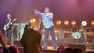 Cage the Elephant - Cigarette Daydreams. Live in Paris. Le Zenith. 26 Feb. 2025