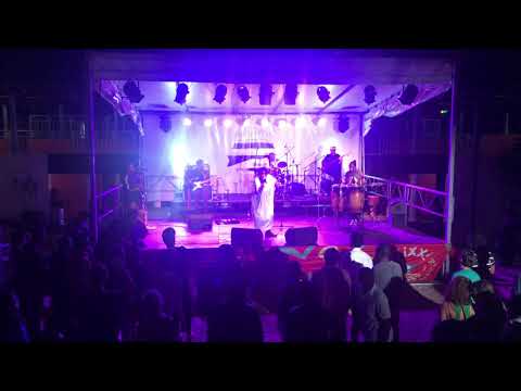 Maia & The Big Sky - ROHO SAFI (Live in Mozambique)